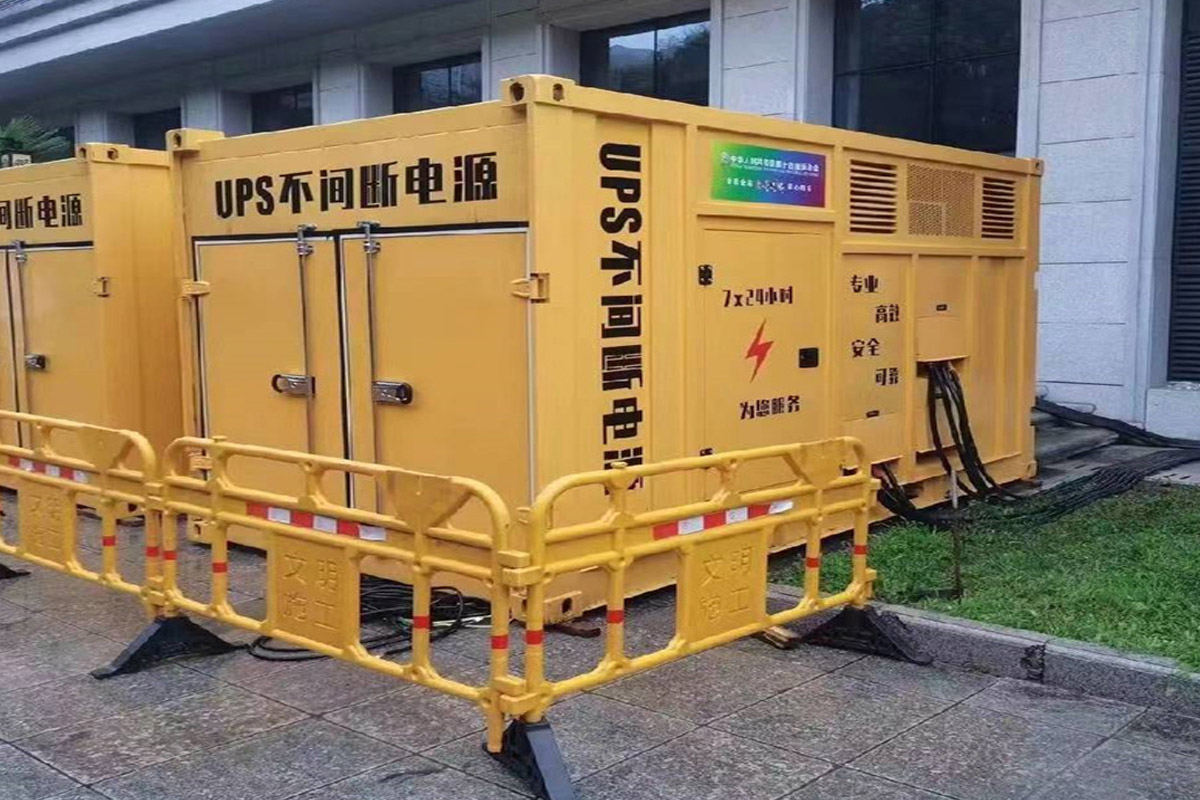 上街发电机租赁施工现场